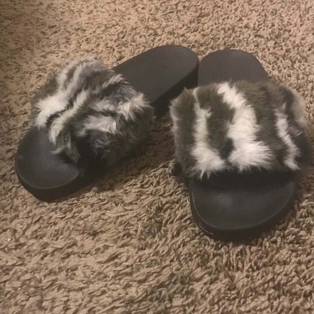 Furry Sandal Shoes